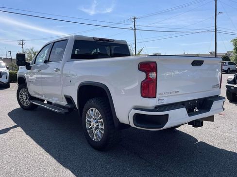 Used 2023 Chevrolet Silverado 2500 High Country AWD/4WD image 9