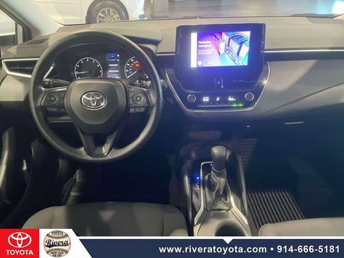 Used 2024 Toyota Corolla LE w/ LE Convenience Package FWD image 13