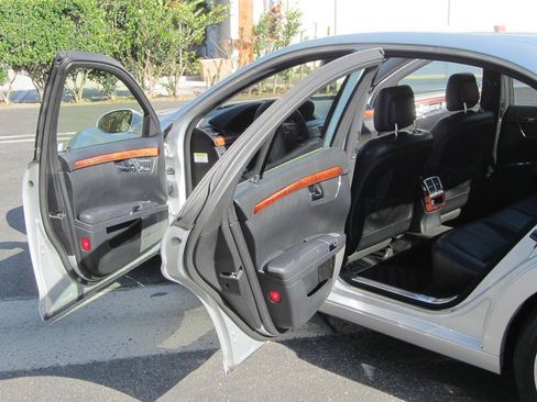 Used 2008 Mercedes-Benz S 550 image 25