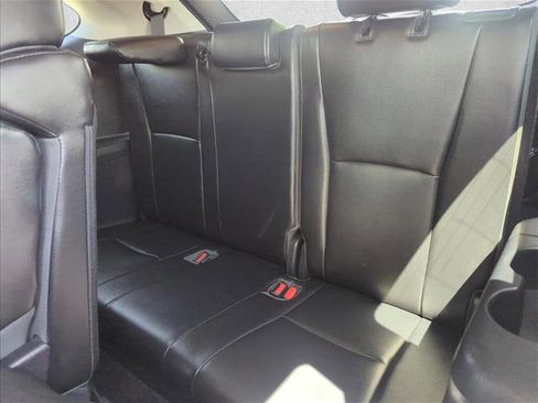 Used 2023 Toyota Highlander XLE FWD image 25