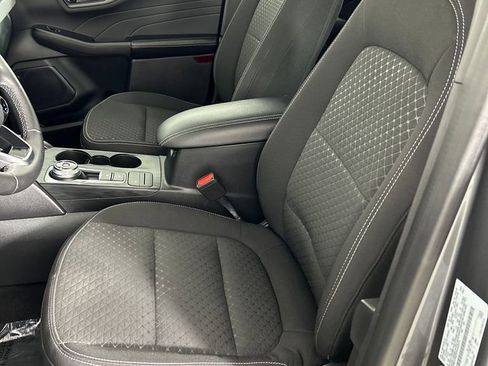 Used 2023 Ford Escape Active FWD image 12