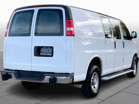 Used 2021 Chevrolet Express 2500 w/ Driver Convenience Package image 10