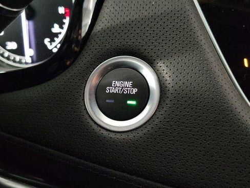 Certified 2022 Cadillac XT5 Premium Luxury image 20