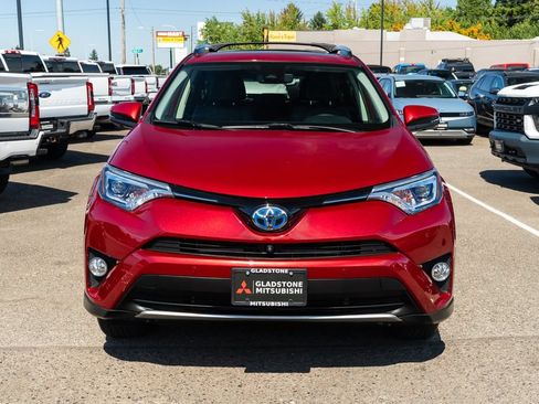 Used 2018 Toyota RAV4 Limited w/ Advanced Technology Package AWD/4WD image 2