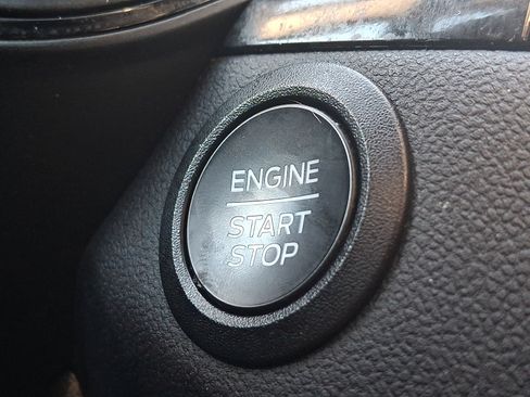 Used 2023 Ford Escape ST-Line Select AWD/4WD image 23