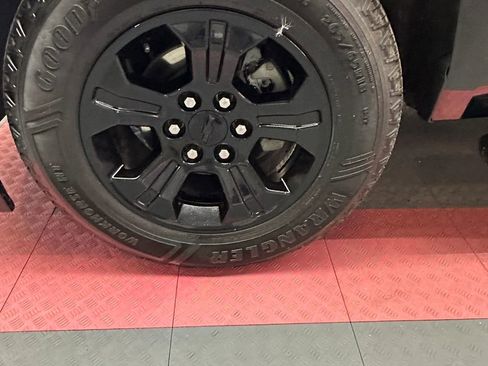 Used 2019 Chevrolet Tahoe LS RWD image 34