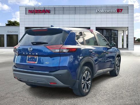 Certified 2023 Nissan Rogue SV FWD image 6