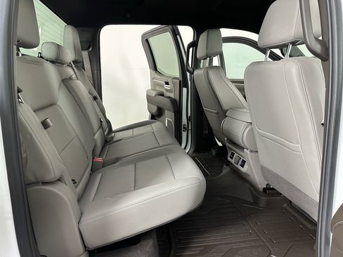 Used 2023 GMC Sierra 1500 SLT image 11