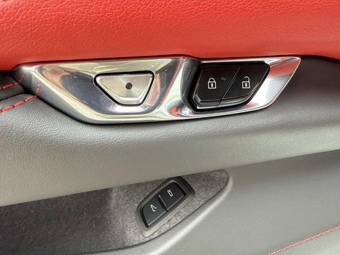 Used 2024 Chevrolet Corvette Stingray w/ Z51 Performance Package image 19