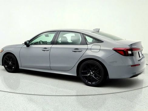 Used 2025 Honda Civic Sport image 7
