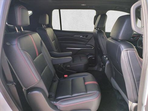 Used 2024 Chevrolet Traverse RS w/ LPO, Floor Liner Package AWD/4WD image 23