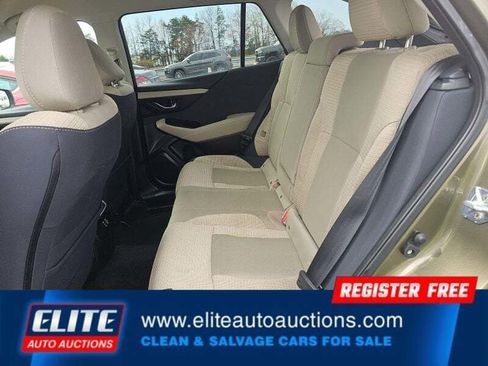 Used 2025 Subaru Outback Premium image 9