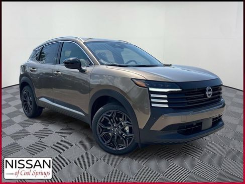 New 2026 Nissan Kicks SR w/ SR Premium Package AWD/4WD image 1