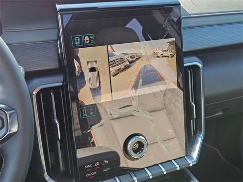 New 2026 GMC Acadia AT4 image 30
