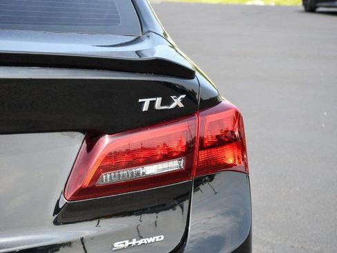Used 2017 Acura TLX V6 SH-AWD w/ Technology Pkg image 33