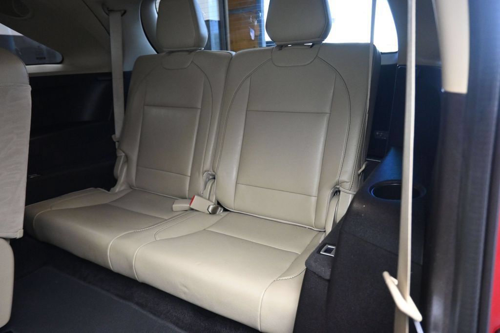 Used 2019 Acura MDX w/ Technology Package AWD/4WD image 39