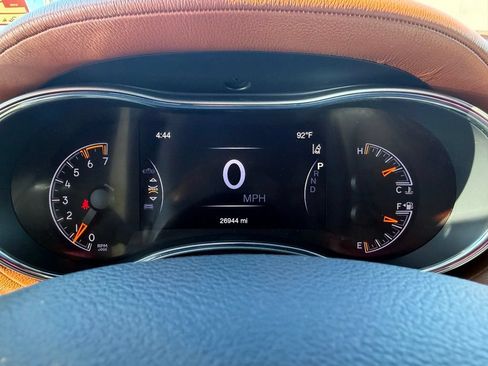Used 2020 Jeep Grand Cherokee Overland w/ Interior Metal Package AWD/4WD image 34