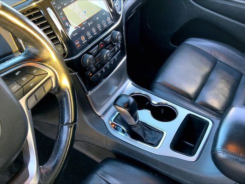 Used 2022 Jeep Grand Cherokee Limited RWD image 31