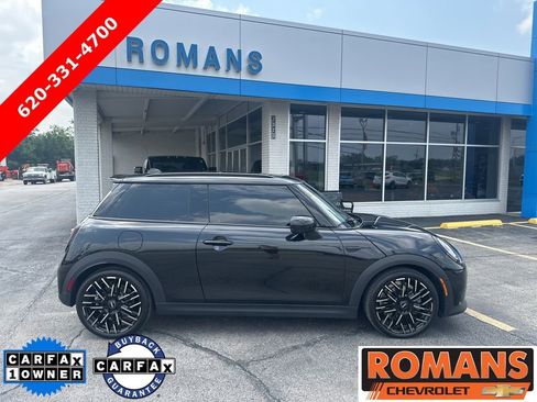 Used 2025 MINI Cooper S image 2