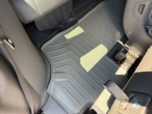 Used 2016 Honda Odyssey Touring Elite image 38