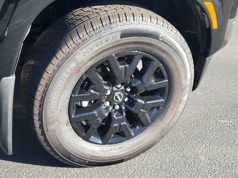 New 2026 Nissan Frontier SV w/ SV Convenience Package RWD image 3