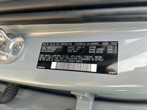 Used 2024 Volvo XC90 B6 Plus image 27