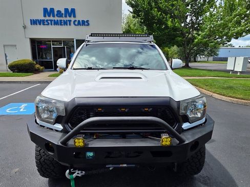 Used 2015 Toyota Tacoma 4x4 Double Cab w/ TRD Sport Package image 6