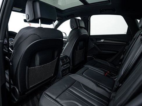Certified 2024 Audi Q5 2.0T Premium Plus w/ Premium Plus Package image 17