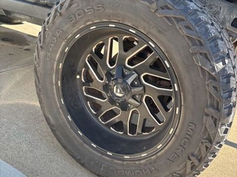 Used 2015 Jeep Wrangler Unlimited Rubicon w/ Dual Top Group image 10