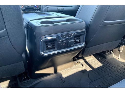 Used 2021 GMC Sierra 1500 Denali w/ Denali Ultimate Package AWD/4WD image 11