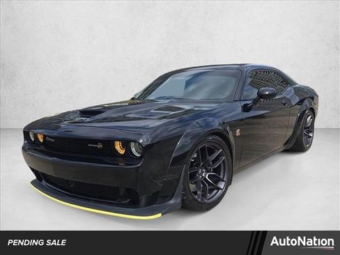 Used 2019 Dodge Challenger R/T Scat Pack image 1