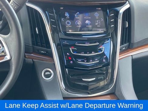 Certified 2017 Cadillac Escalade Luxury image 10