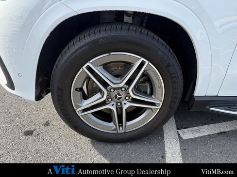 Certified 2025 Mercedes-Benz GLE 350 4MATIC image 11