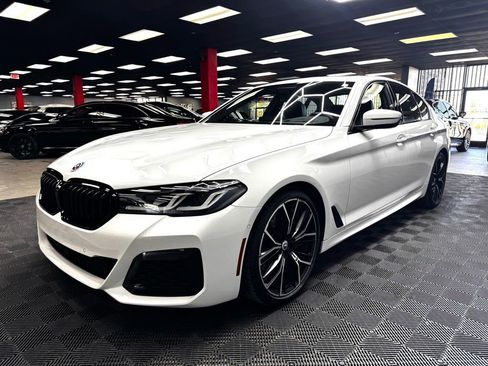 Used 2023 BMW M550i xDrive M550i xDrive w/ Executive Package image 7