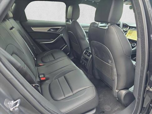 Certified 2025 Jaguar F-PACE R-Dynamic S image 11