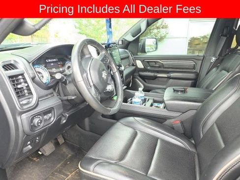 Used 2020 RAM 1500 Limited w/ Black Appearance Package AWD/4WD image 11