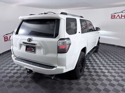 Used 2021 Toyota 4Runner SR5 Premium w/ Moonroof Package RWD image 6