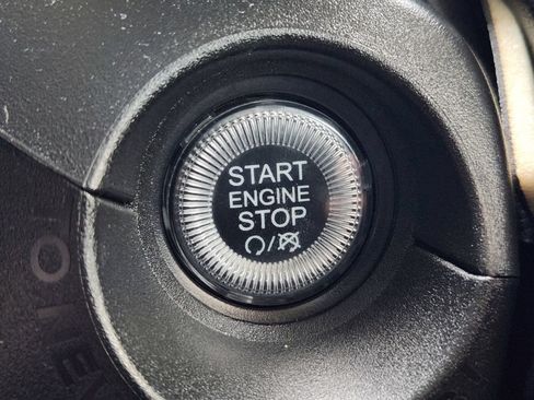 Used 2023 Jeep Renegade Limited AWD/4WD image 25