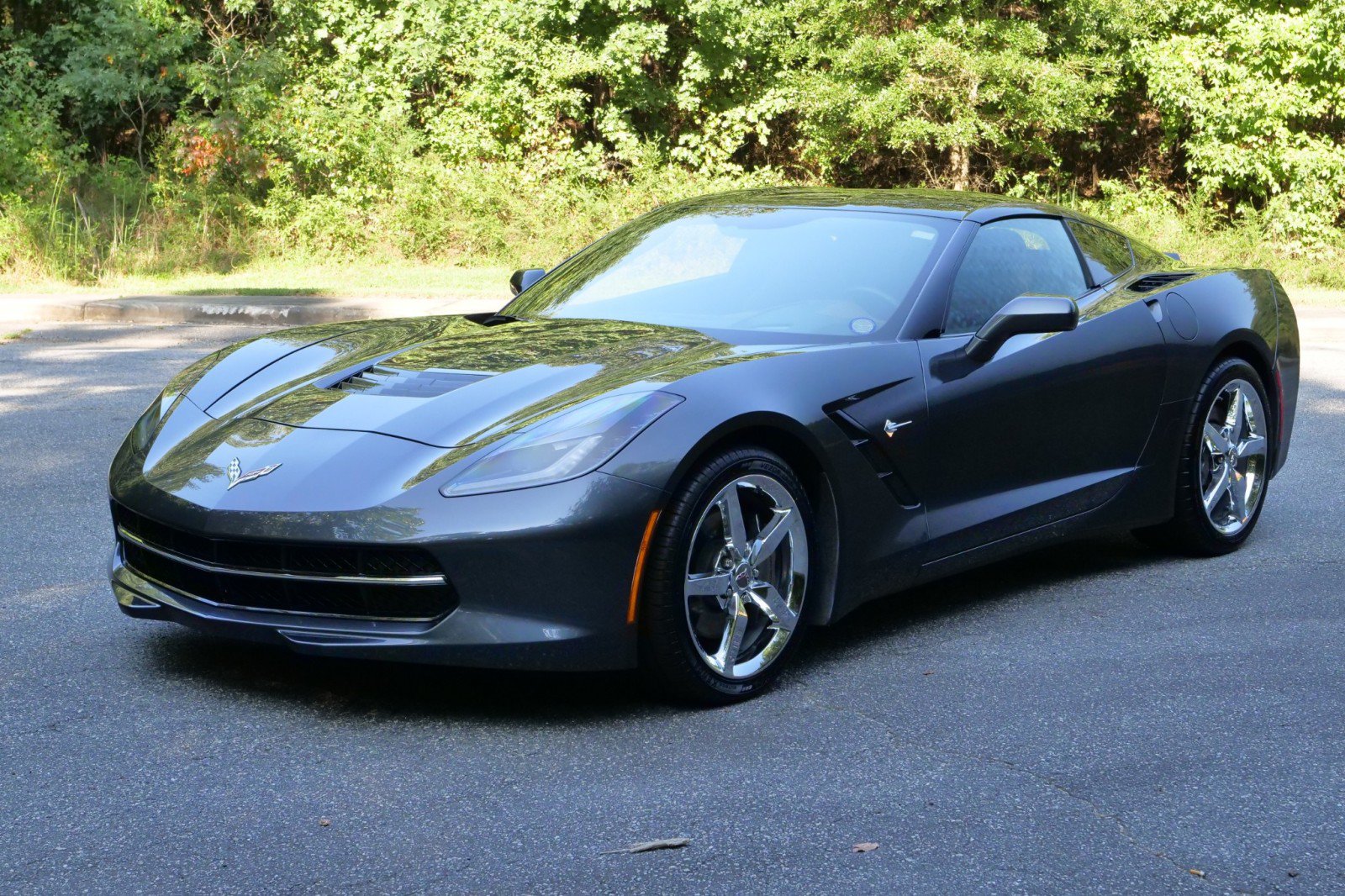 Used 2014 Chevrolet Corvette Stingray Coupe w/ 3LT Preferred Equipment Group RWD image 3