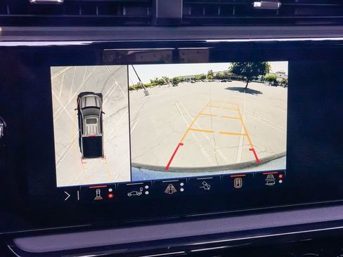 New 2025 GMC Sierra 1500 AT4 w/ AT4 Premium Package image 44