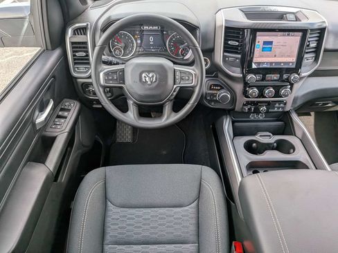 New 2026 RAM 1500 Express AWD/4WD image 16