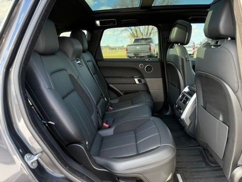 Used 2022 Land Rover Range Rover Sport HST image 18