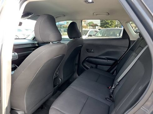 Used 2024 Hyundai Kona SEL w/ Convenience Package AWD/4WD image 9