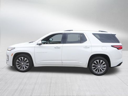 Used 2023 Chevrolet Traverse Premier w/ LPO, Floor Liner Package AWD/4WD image 4