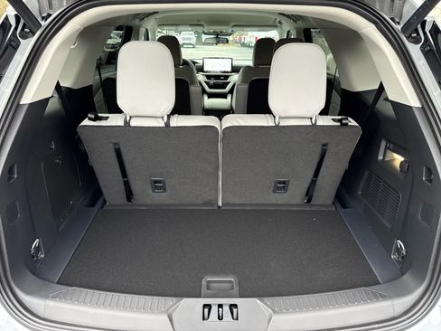 New 2026 Ford Explorer Active w/ Active Comfort Package image 27