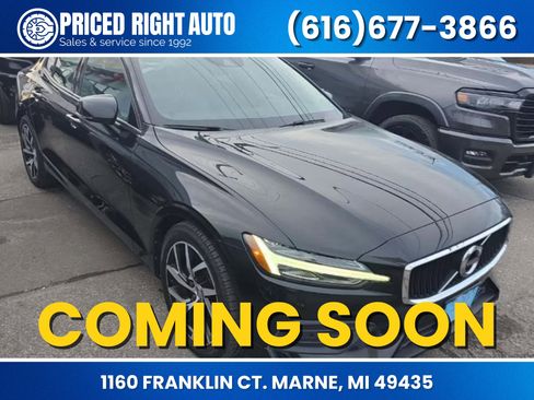 Used 2020 Volvo S60 T6 Momentum image 1