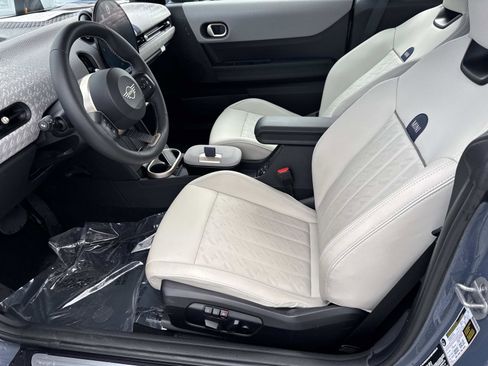 Used 2025 MINI Cooper S image 6