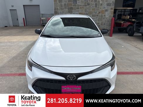 Used 2020 Toyota Corolla SE image 2