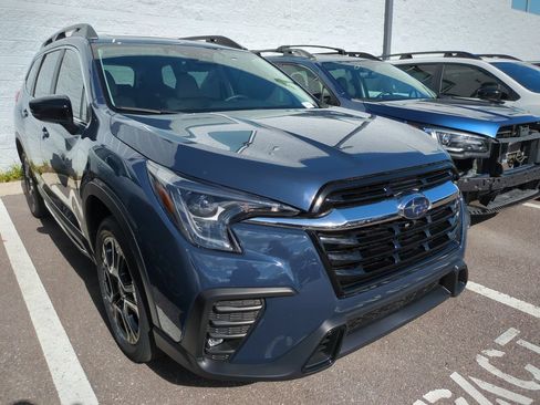 Certified 2025 Subaru Ascent Limited AWD/4WD image 2
