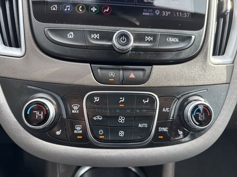 Used 2025 Chevrolet Malibu LT image 27